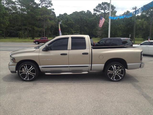 Dodge Ram 1500 2002 photo 2