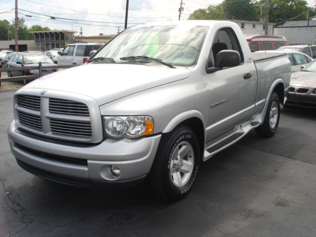 Dodge Ram 1500 Sahara 4X4 Pickup Truck