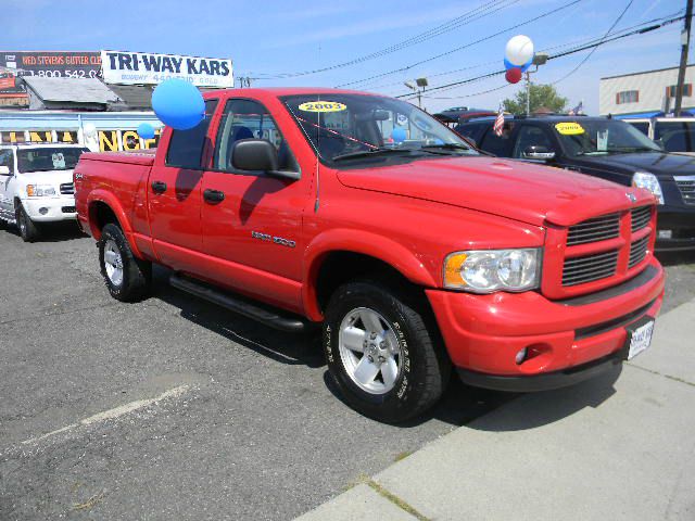 Dodge Ram 1500 2003 photo 4