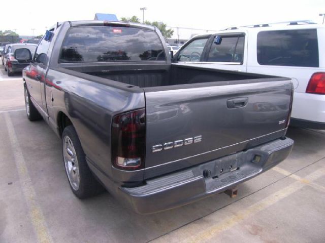 Dodge Ram 1500 2003 photo 2