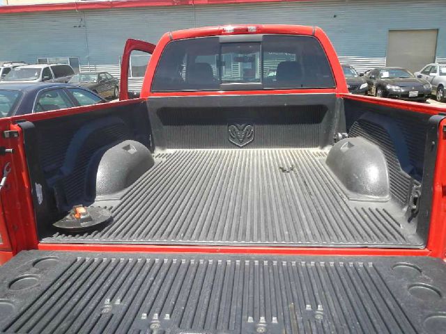 Dodge Ram 1500 2003 photo 4