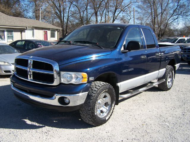 Dodge Ram 1500 2003 photo 3