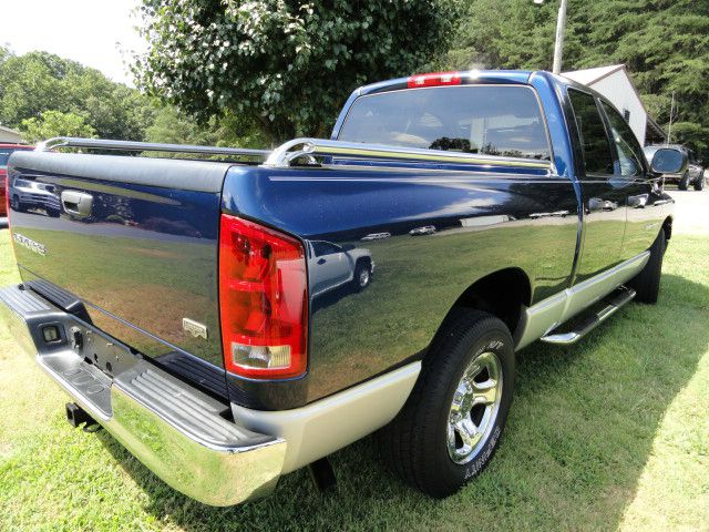 Dodge Ram 1500 2003 photo 2