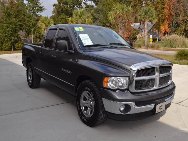 Dodge Ram 1500 2003 photo 2