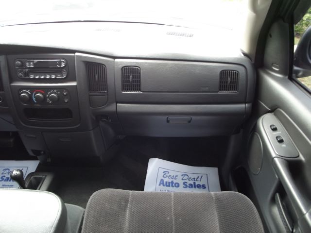 Dodge Ram 1500 2003 photo 13