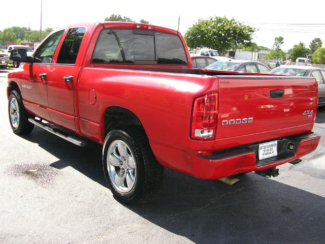 Dodge Ram 1500 Ext WT Pickup Truck