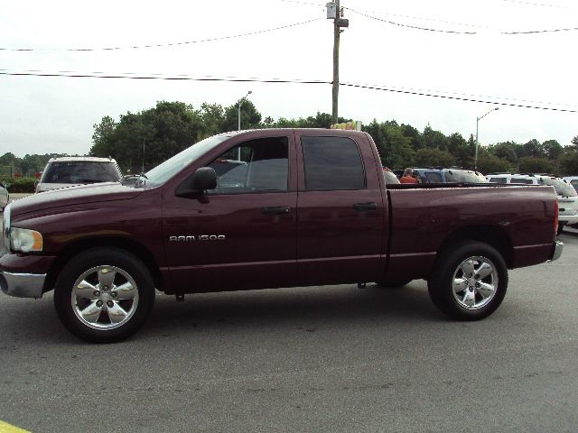 Dodge Ram 1500 Ext WT Pickup Truck