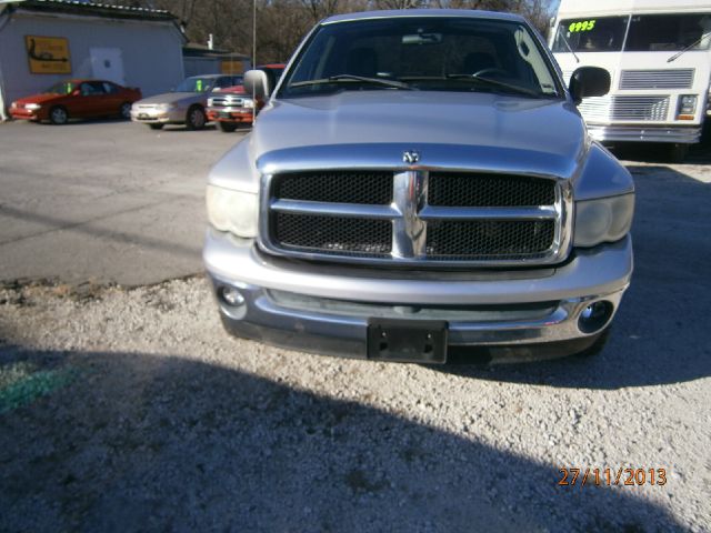 Dodge Ram 1500 2003 photo 2