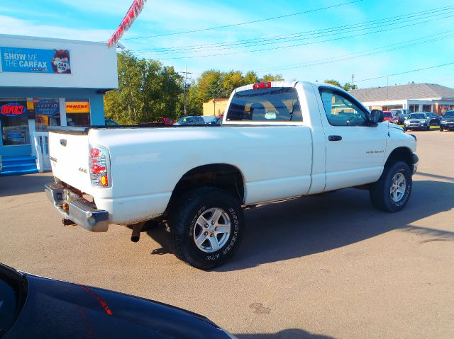 Dodge Ram 1500 F-250 Styleside Pickup Truck