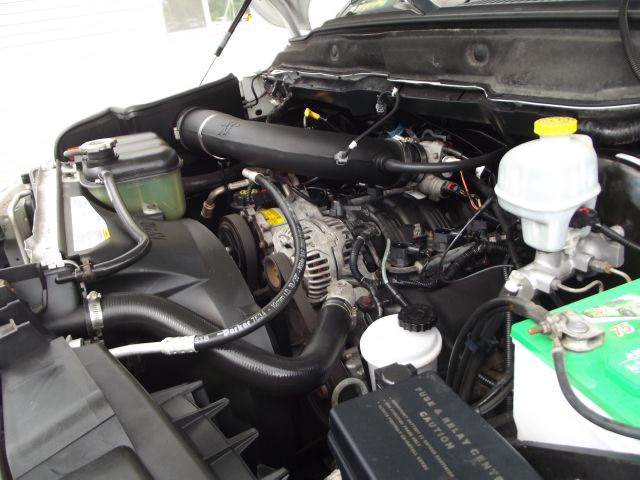 Dodge Ram 1500 2003 photo 2