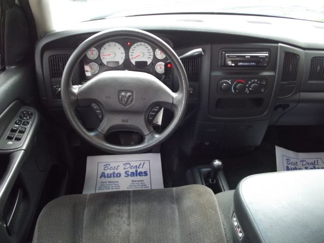 Dodge Ram 1500 2003 photo 24