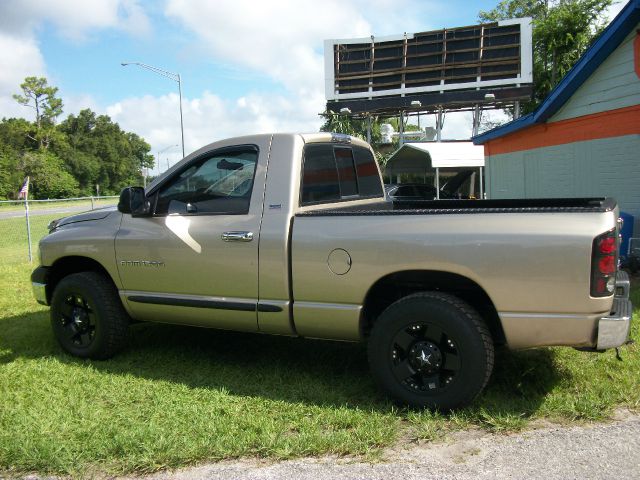 Dodge Ram 1500 2003 photo 2