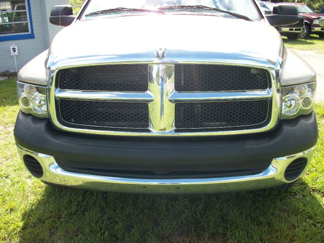 Dodge Ram 1500 2003 photo 3