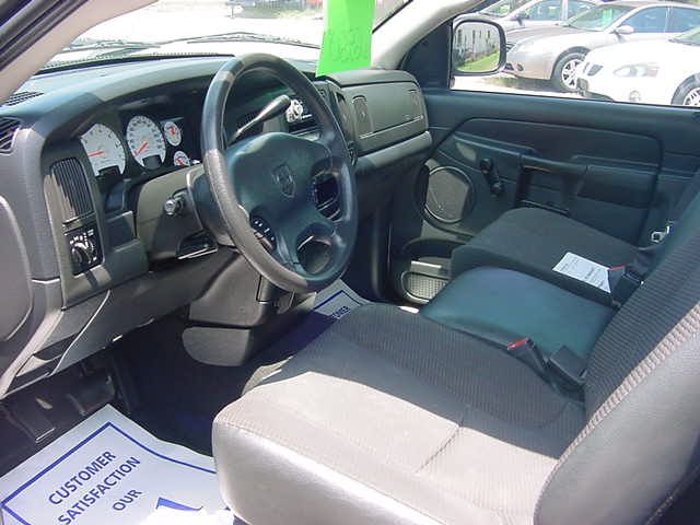 Dodge Ram 1500 2003 photo 3