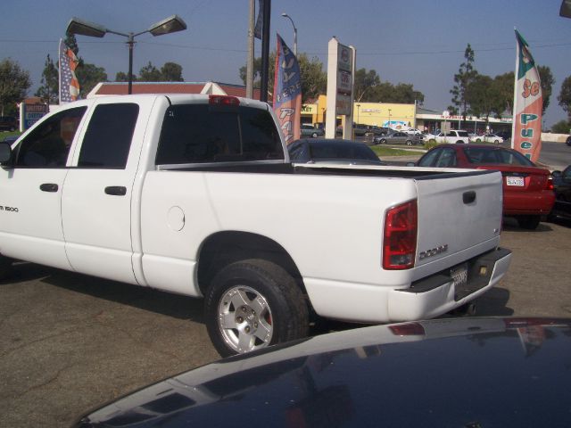 Dodge Ram 1500 2003 photo 3