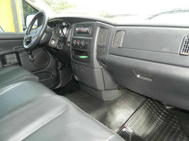 Dodge Ram 1500 2003 photo 22