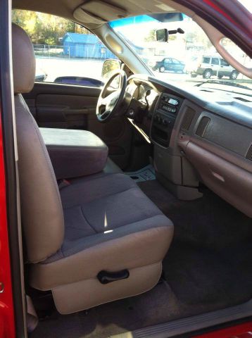 Dodge Ram 1500 4dr Touring Pickup Truck