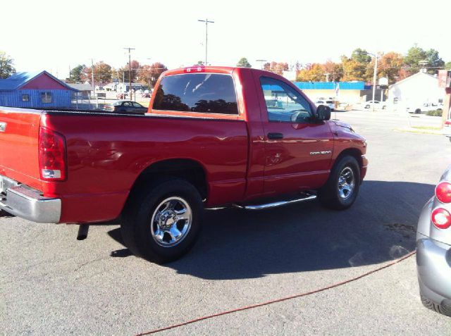 Dodge Ram 1500 2003 photo 2