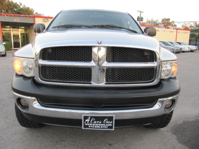 Dodge Ram 1500 4dr 114 WB XLT 4WD Pickup Truck