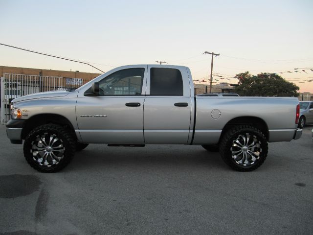 Dodge Ram 1500 2003 photo 3