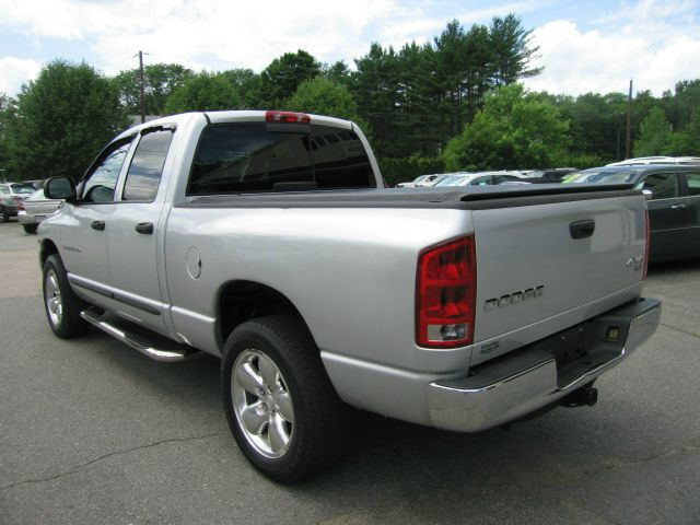 Dodge Ram 1500 RAM 1500 SLT Pickup Truck