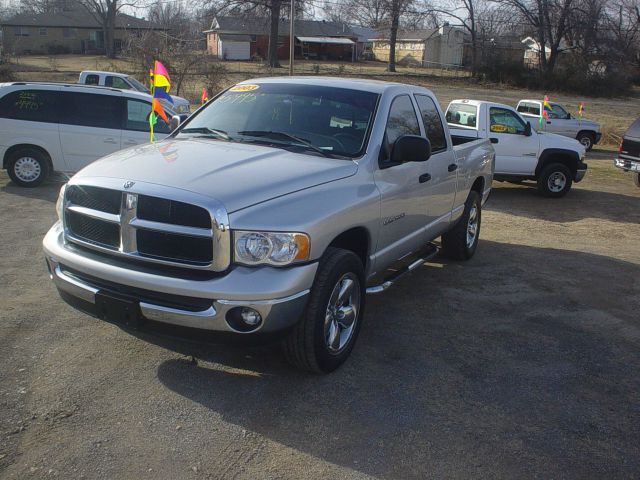 Dodge Ram 1500 2003 photo 2