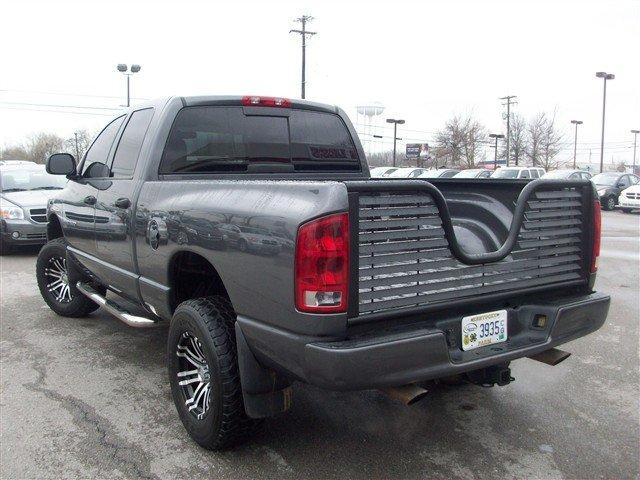 Dodge Ram 1500 2003 photo 2