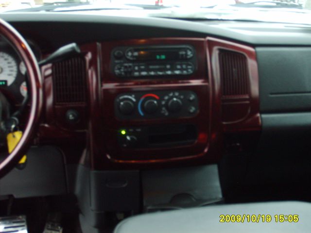 Dodge Ram 1500 2004 photo 0