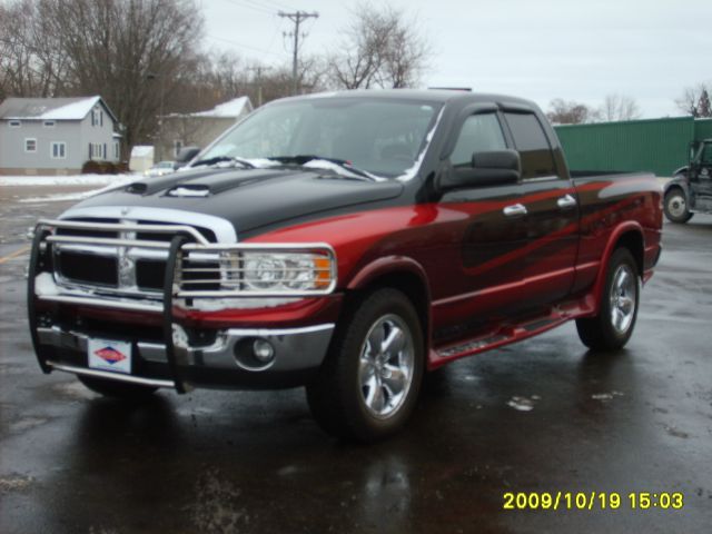 Dodge Ram 1500 2004 photo 2