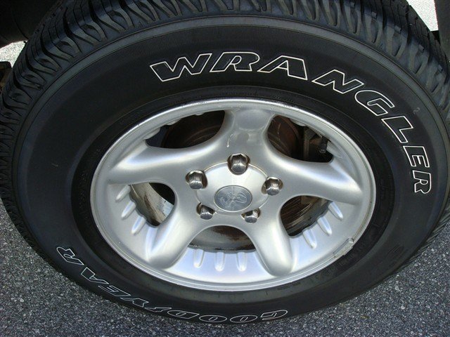 Dodge Ram 1500 2004 photo 5