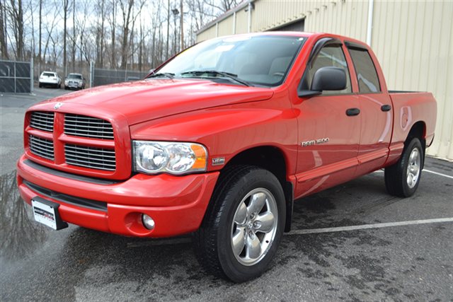 Dodge Ram 1500 2004 photo 2