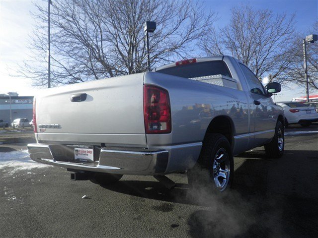 Dodge Ram 1500 2004 photo 4