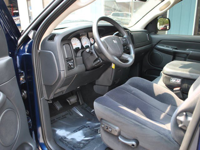 Dodge Ram 1500 2004 photo 3