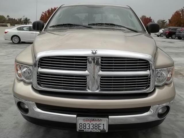 Dodge Ram 1500 2004 photo 2