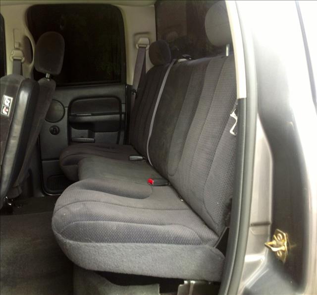 Dodge Ram 1500 LS ES Pickup Truck