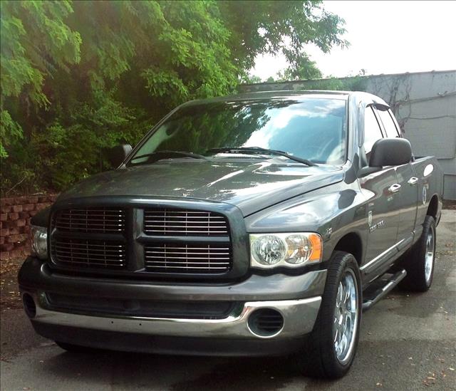 Dodge Ram 1500 2004 photo 4