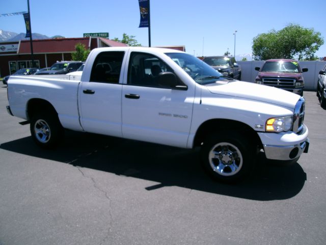 Dodge Ram 1500 2004 photo 2