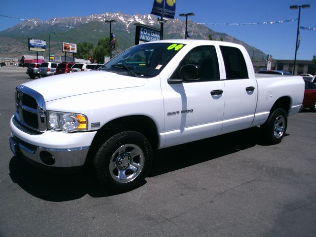 Dodge Ram 1500 2004 photo 4