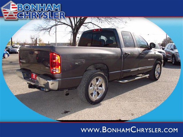 Dodge Ram 1500 2004 photo 2