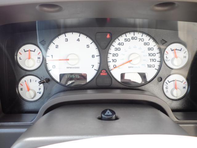 Dodge Ram 1500 2004 photo 2