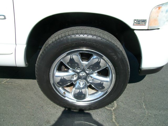 Dodge Ram 1500 2004 photo 3