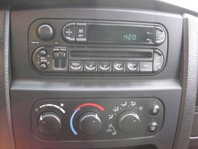 Dodge Ram 1500 2004 photo 5
