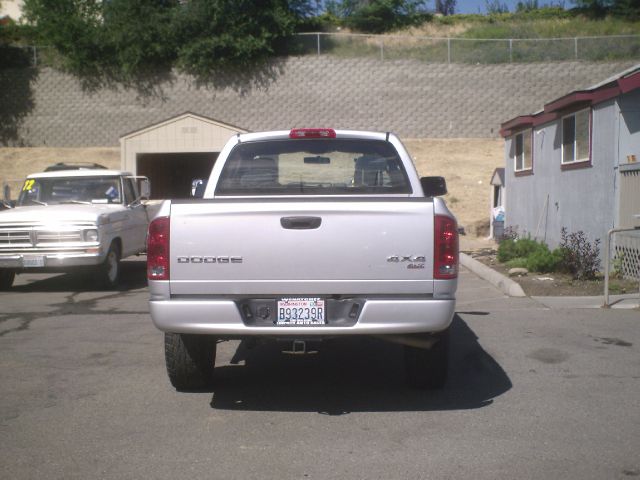 Dodge Ram 1500 2004 photo 3