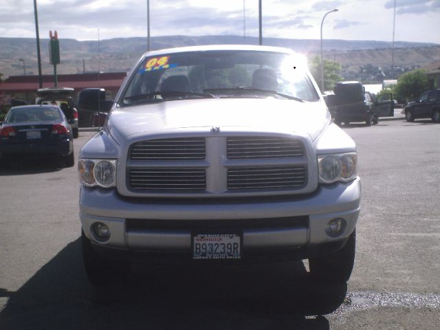 Dodge Ram 1500 2004 photo 7