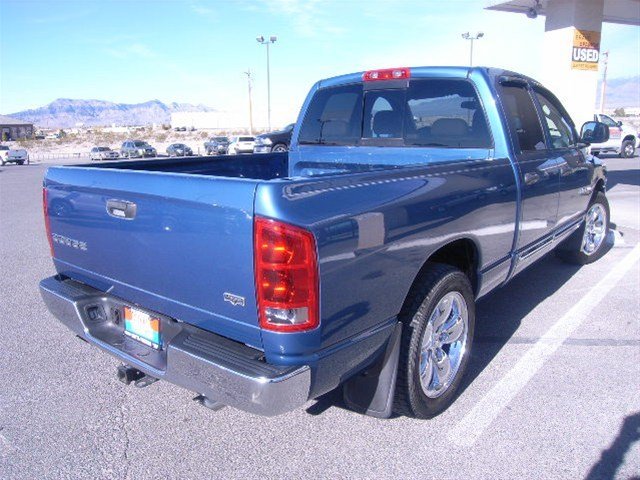 Dodge Ram 1500 2004 photo 4