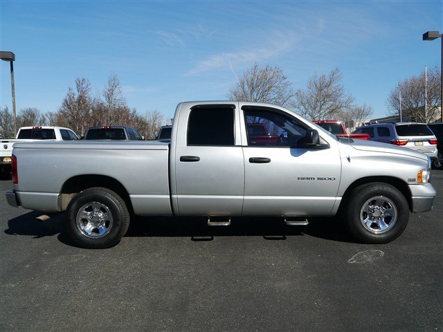 Dodge Ram 1500 2004 photo 1