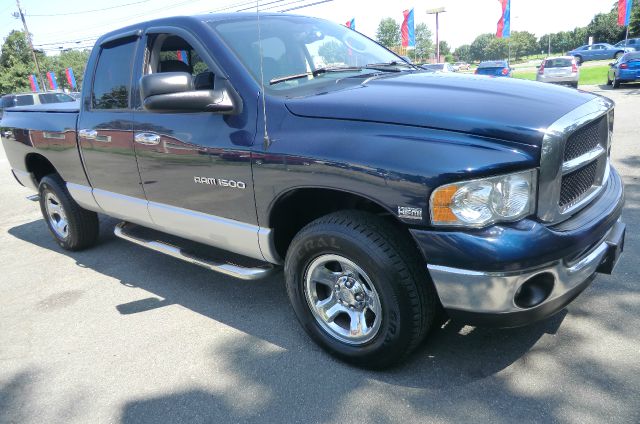 Dodge Ram 1500 2004 photo 2