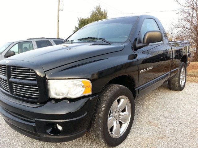 Dodge Ram 1500 Super Pickup Truck