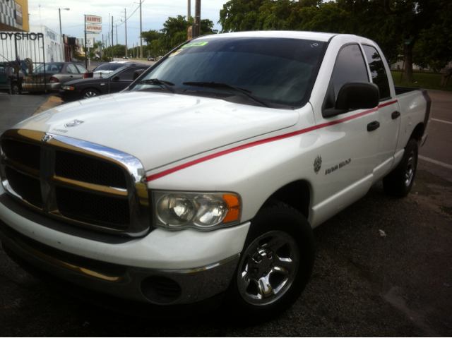 Dodge Ram 1500 2004 photo 4