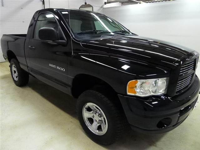 Dodge Ram 1500 2004 photo 3